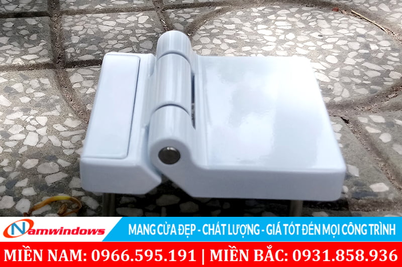 Bản lề cho cửa 4 cánh mở quay
