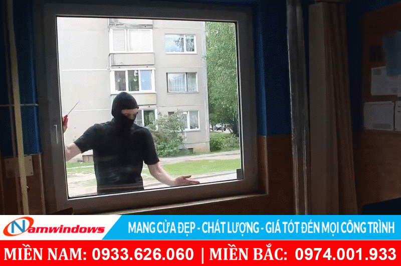 Cửa nhựa lõi thép dễ bị cạy cửa