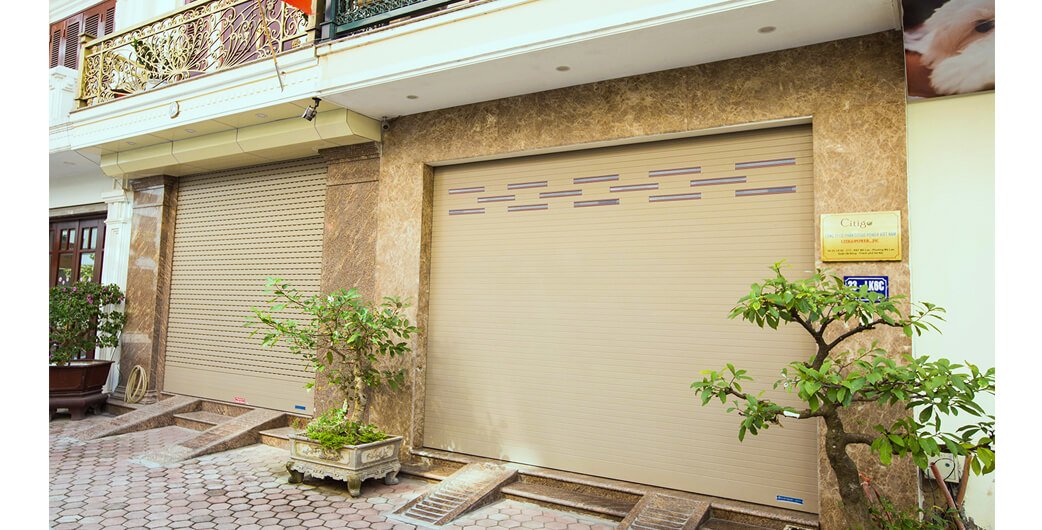 Cửa cuốn xuyên ánh sáng mang đến cho ngôi nhà nguồn sáng tự nhiên quý giá