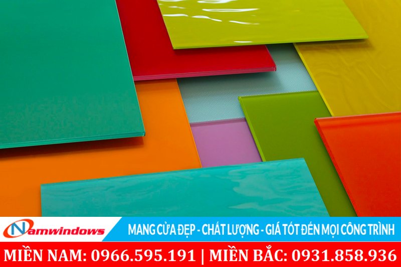 Kính ốp đầy đủ màu sắc 