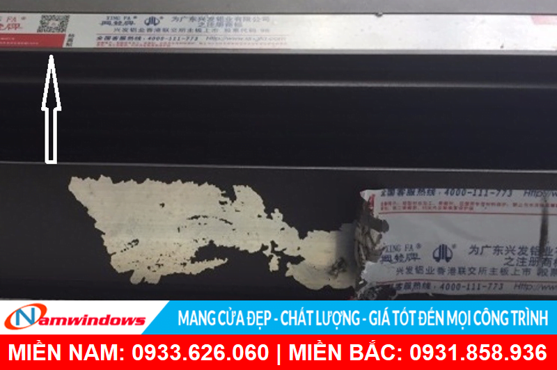 Hàng giả nước sơn sẽ kém chất lượng dễ bị lột nguyên mảng và phai màu