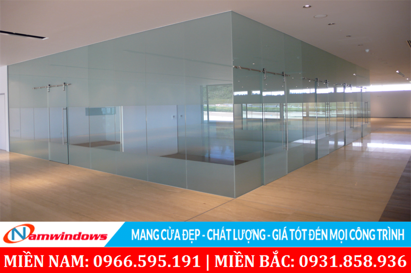 Vách ngăn nhôm kính sử dụng khung nẹp nhôm