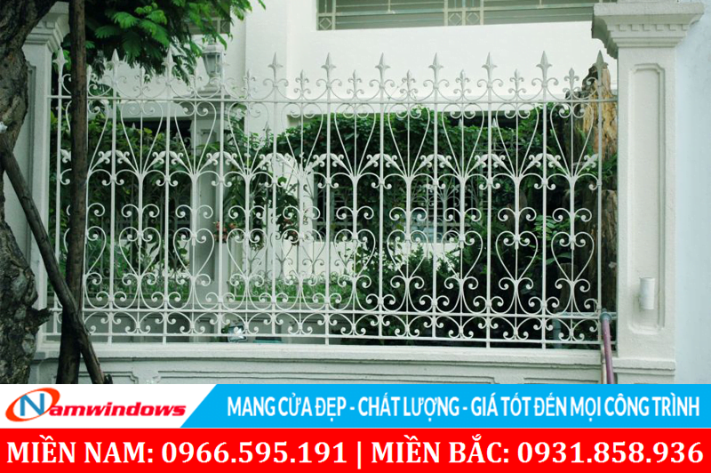 Mẫu hàng rao sắt dạng hoa văn