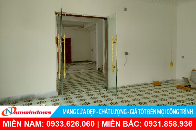 Cửa kính cường lực