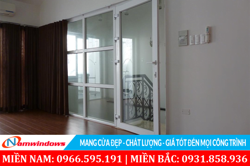 Vách ngăn nhựa lõi thép sử dụng kính