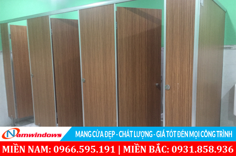 Vách ngăn nhựa Compact cho nhà vệ sinh