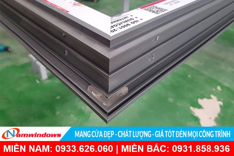 Ke tăng cứng giúp cửa nhôm thêm chất lượng