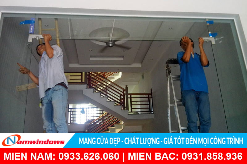 Cửa kính cường lực