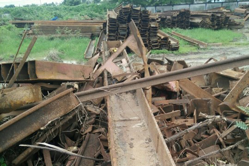 Mua sắt phế liệu giá cao