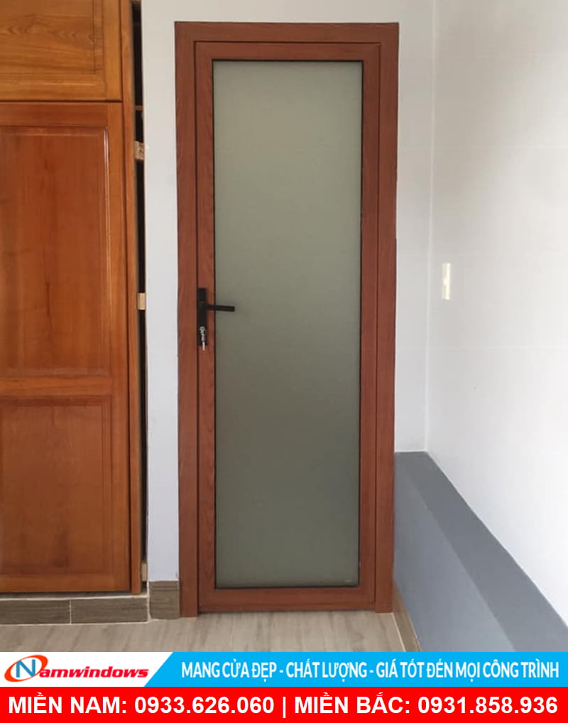 Mẫu cửa nhôm xingfa vân gỗ đẹp