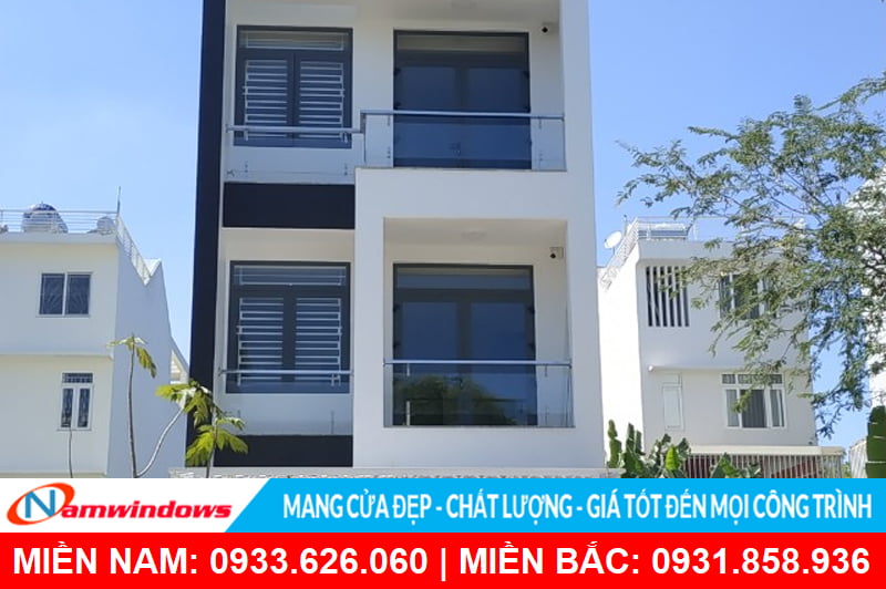 Mẫu cửa đi 2 cánh nhôm xingfa có fix