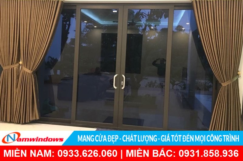 Cửa lùa nhôm xingfa màu trắng