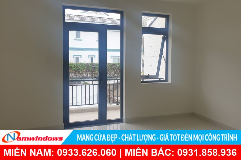 Cửa nhôm xingfa mẹ bồng con