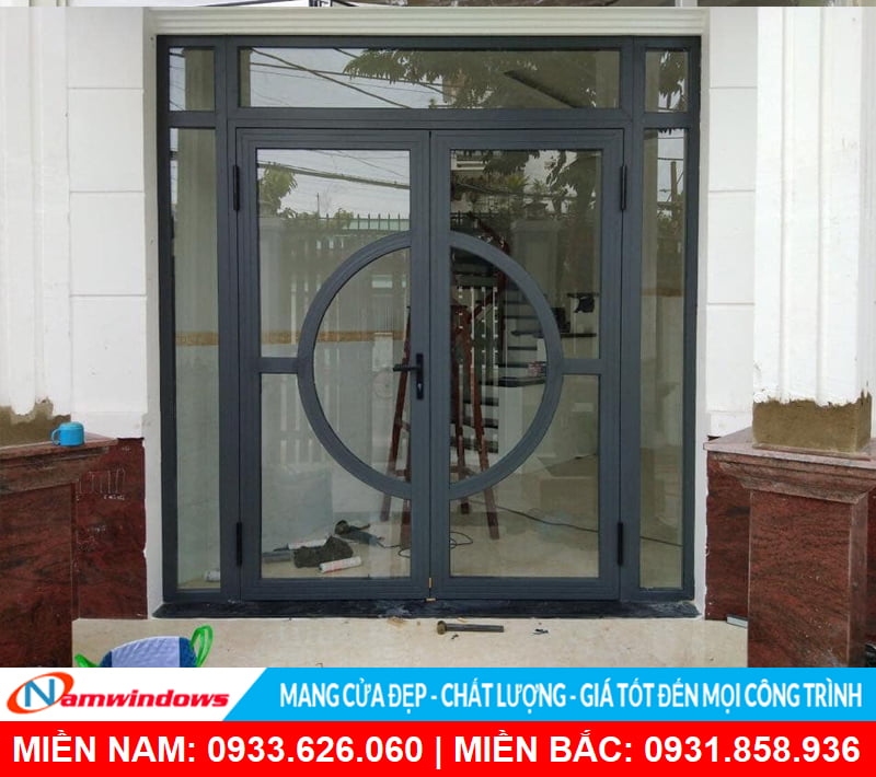 Mẫu cửa đi 2 cách vách nhỏ kết hợp uốn vòm tạo kiểu
