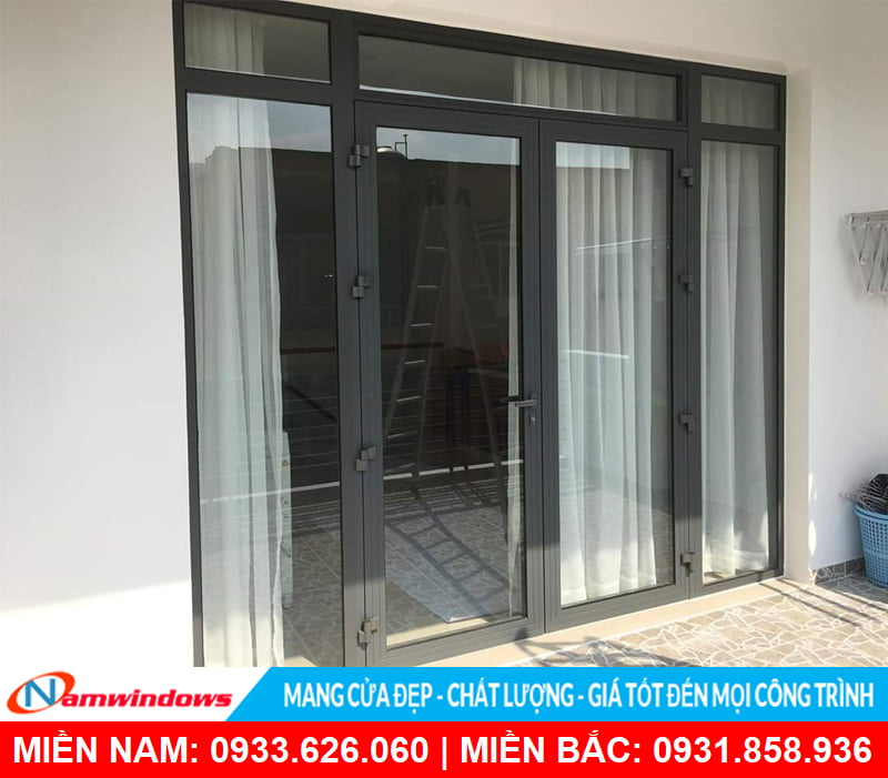 Cửa nhôm xingfa 2 cánh màu đen