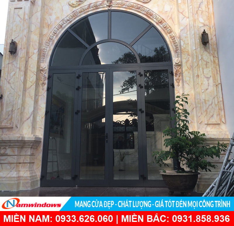 Mẫu cửa nhôm kính uốn vòm mặt trời