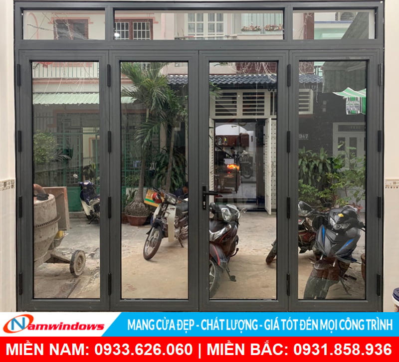 Cửa đi 4 cánh mở quay nhôm xingfa