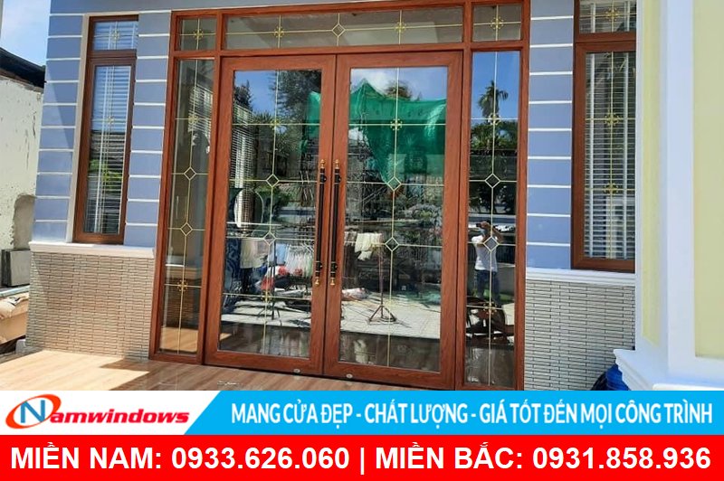 Cửa kính thủy lực khung nhôm
