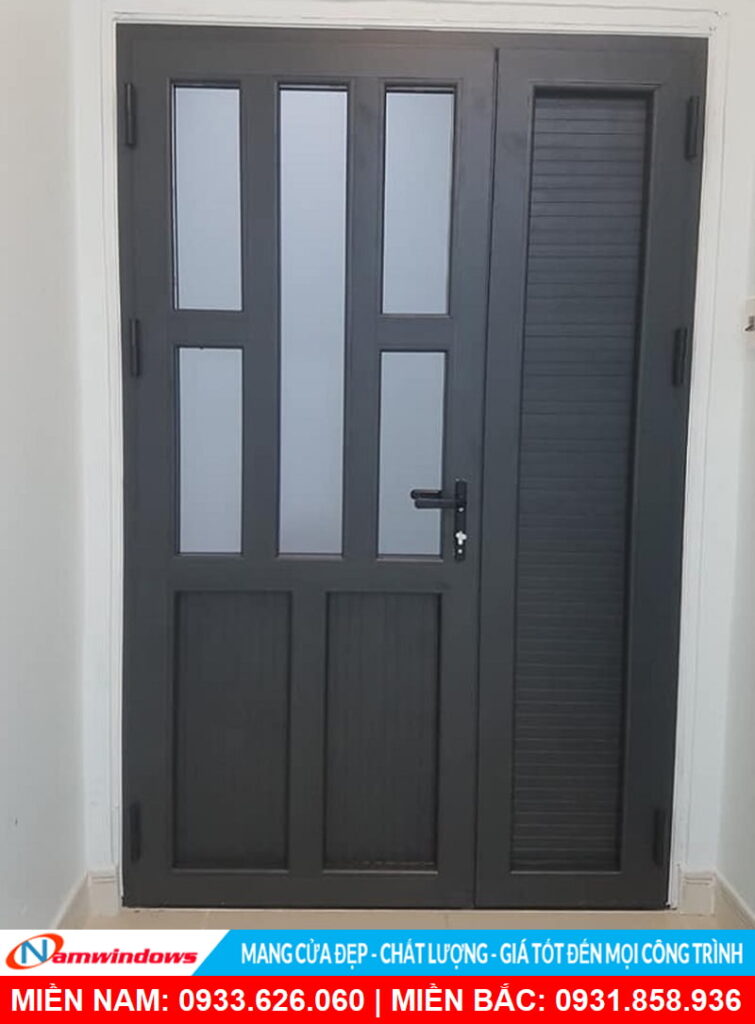 Cửa phòng ngủ pano nhôm kính mờ