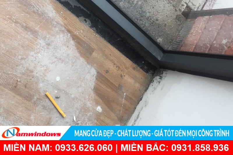 Cửa thấm nước