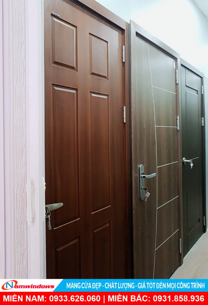 Mẫu cửa nhựa giả gỗ tại Showroom 60 Linh Đông, Thủ Đức