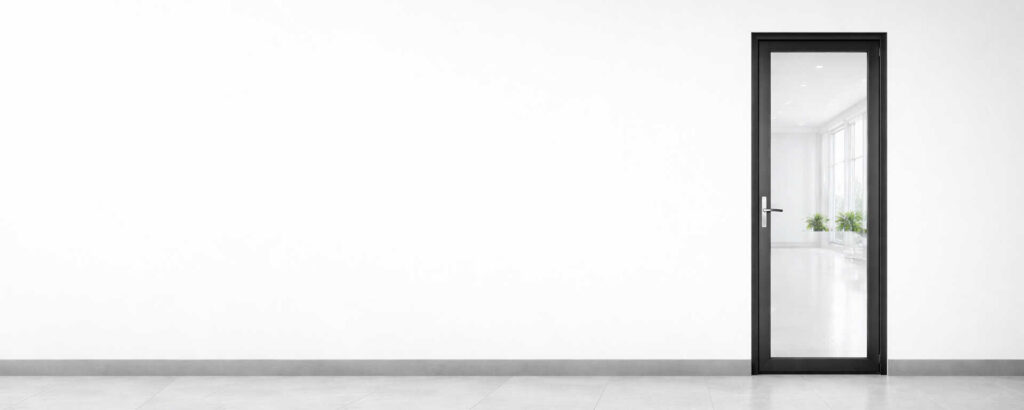 Banner phụ kiện cửa nhôm