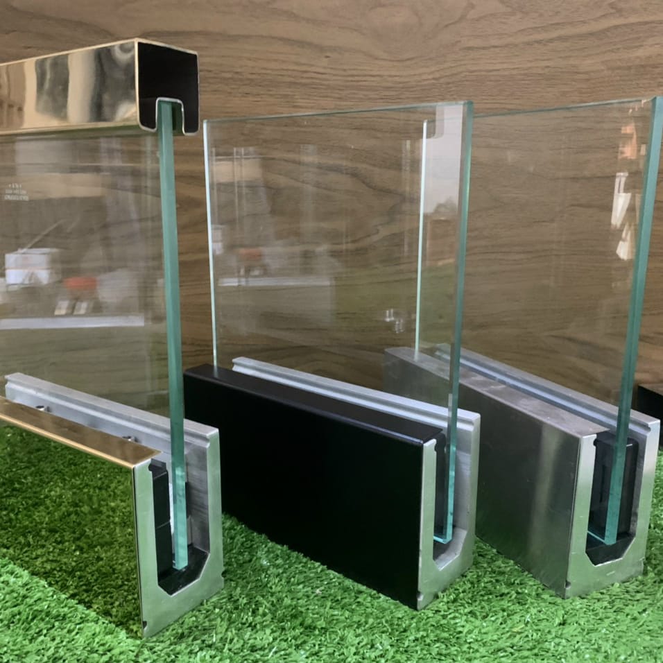 Ốp 2 mặt chân đế Inox 304 xước - Ảnh 5