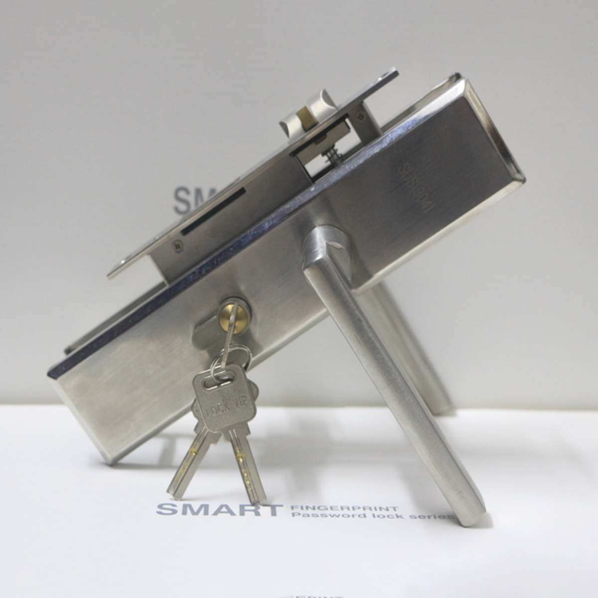 Khóa cửa inox 201 KP025-5020 tay 1.5ly dài 200mm